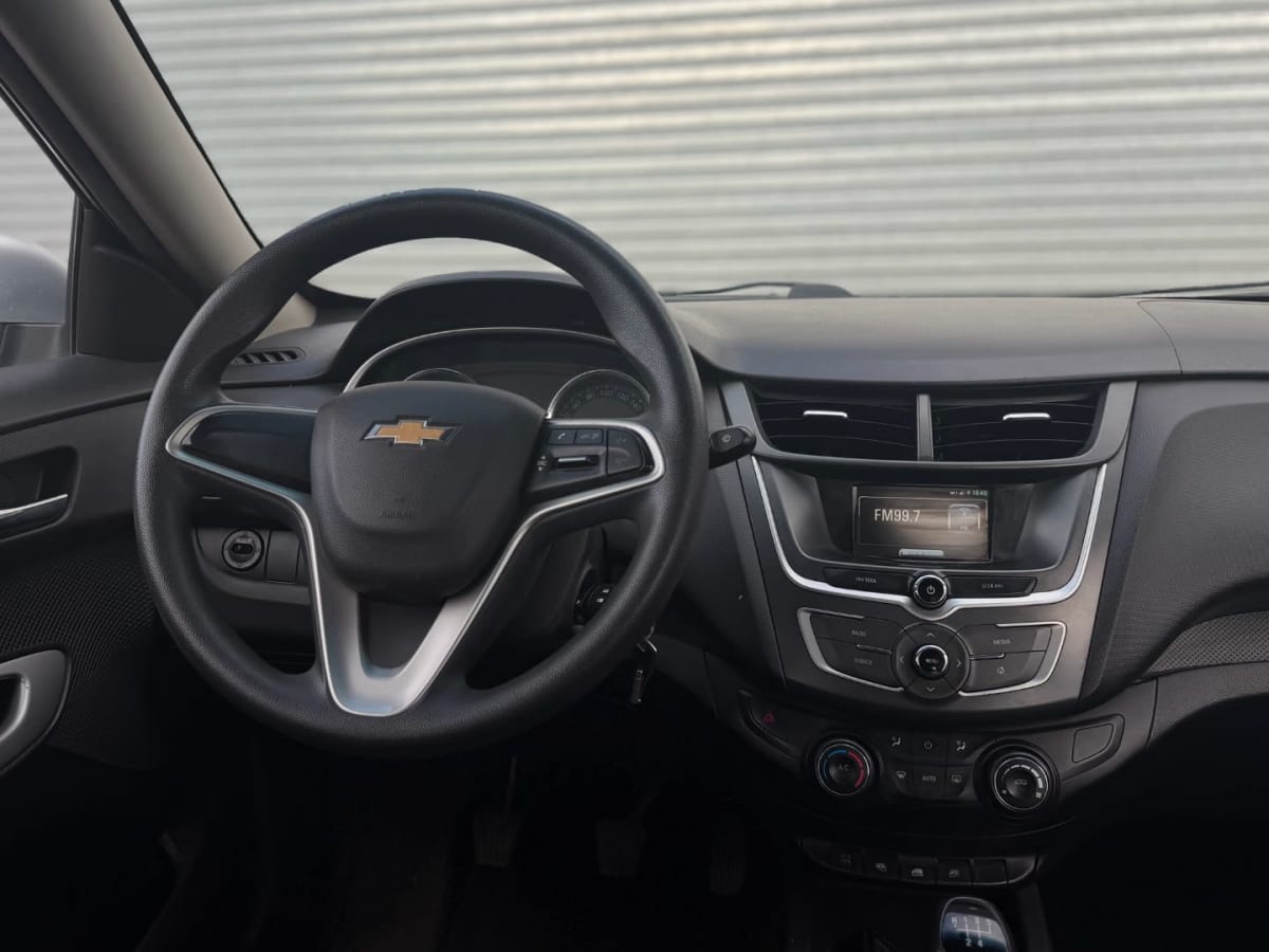 2021 Chevrolet SAIL Plata - Miniatura 9