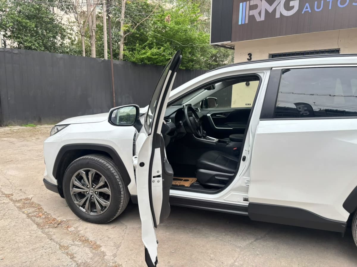 2026 Toyota RAV4 2.0 - Miniatura 9