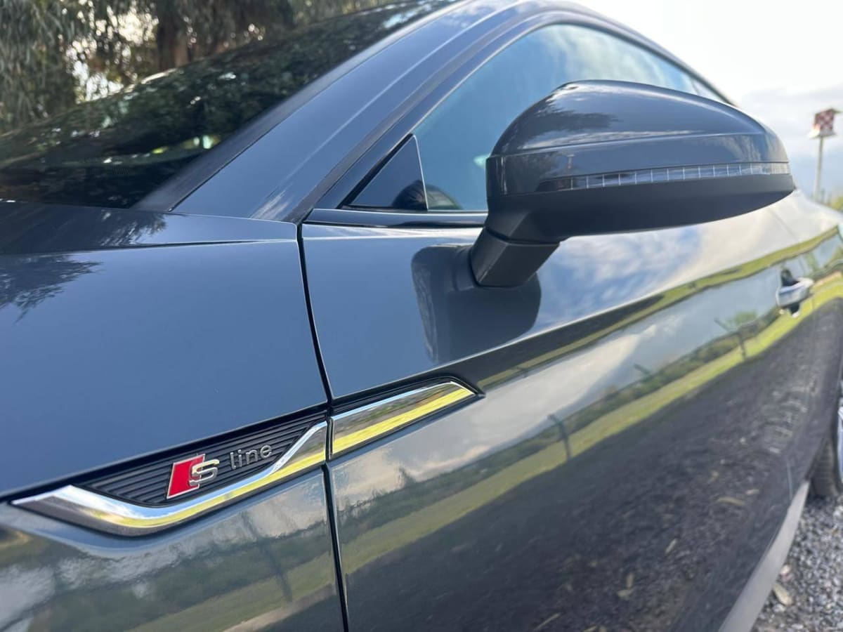 2018 AUDI A5 COUPE Gris - Miniatura 9
