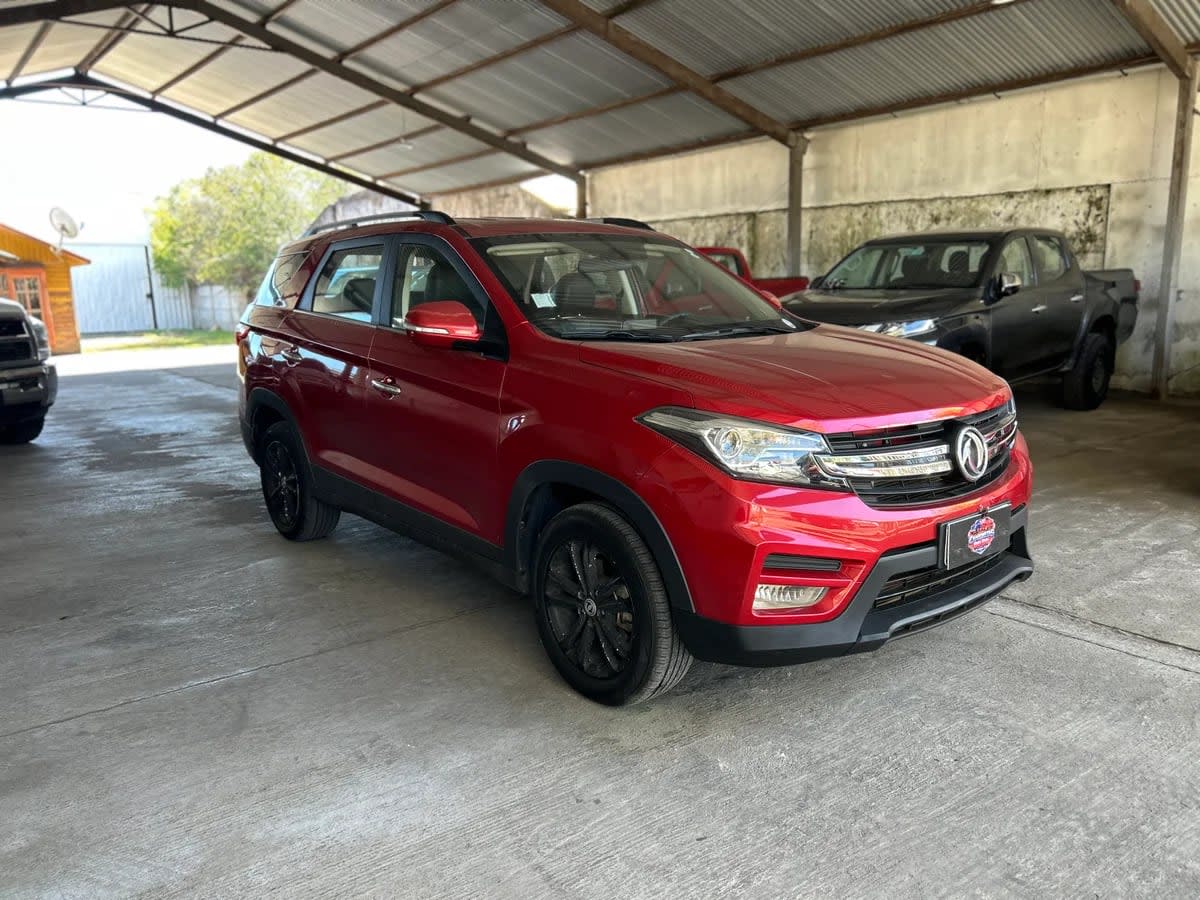 2022 Dongfeng 560 Rojo - Miniatura 3