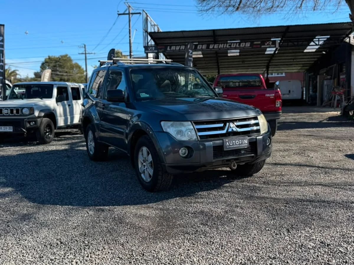 2009 Mitsubishi Montero 3.2 Gris - Miniatura 7