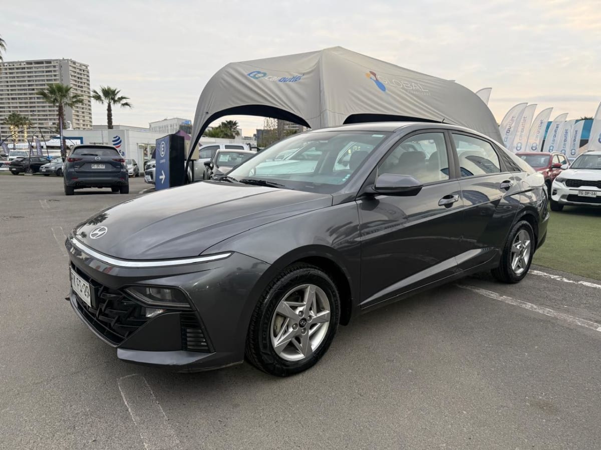 2024 Hyundai Accent Bn7i MPI Gris - Imagen 1