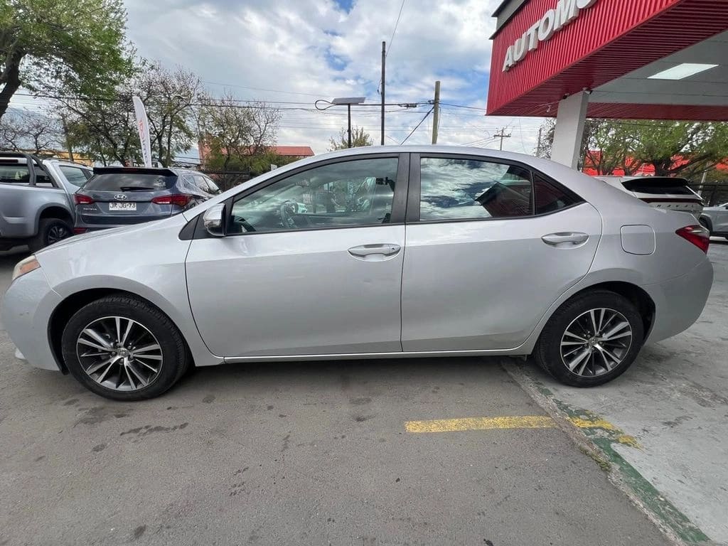 2016 Toyota COROLLA gl - Miniatura 2