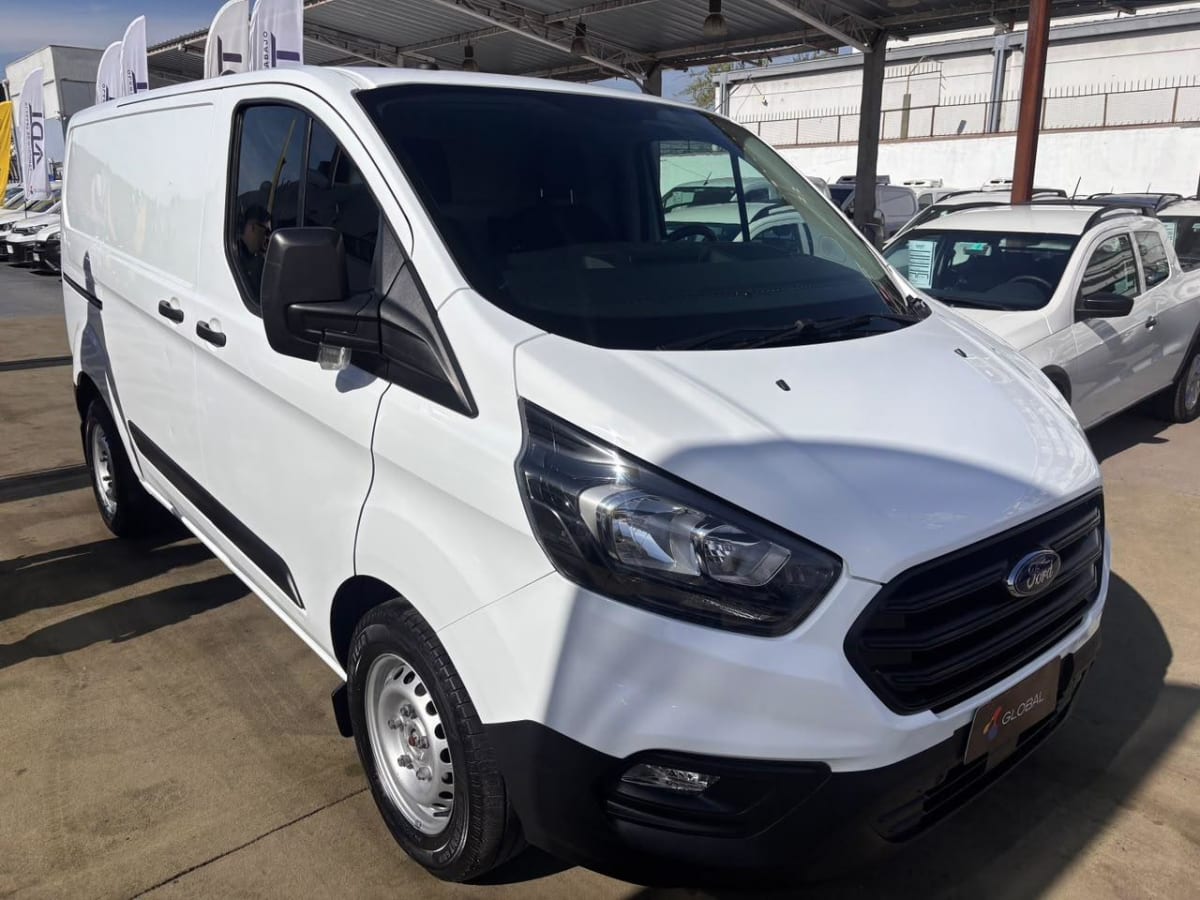 2022 Ford Transit Blanco - Miniatura 3