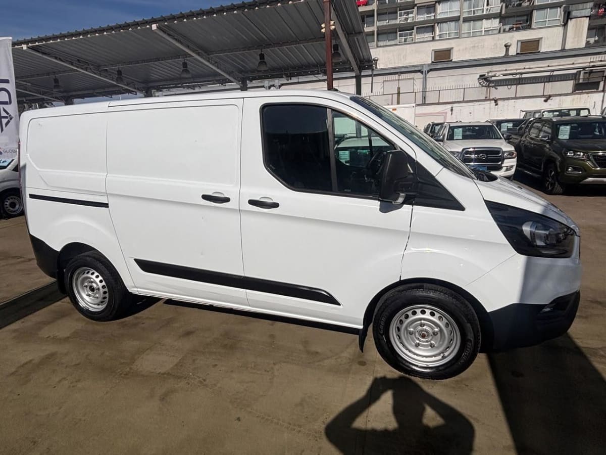 2022 Ford Transit Blanco - Miniatura 5