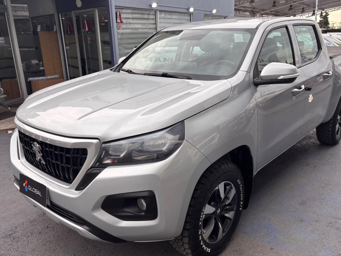 2023 Peugeot Landtrek Gris - Imagen 1