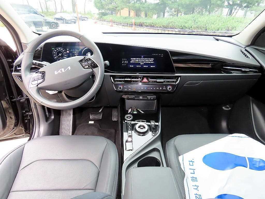 2024 KIA Niro Ref 423480 Diesel Negro - Miniatura 7