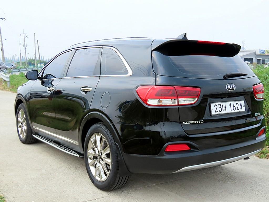 2016 Kia Sorento Diesel - Miniatura 3