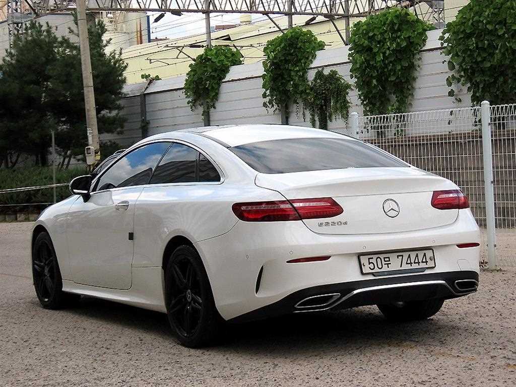 2019 Mercedes-Benz Clase E Mercedes Benz E Class Ref 423476 - Miniatura 3