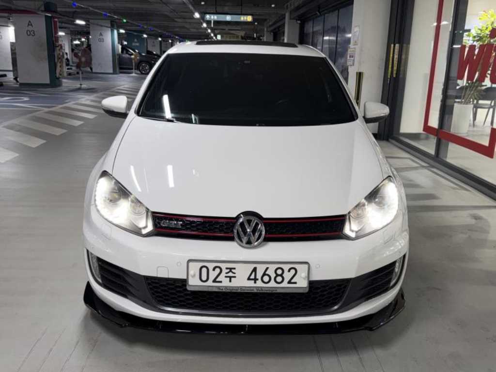 2011 Volkswagen Golf 6th - Imagen 1