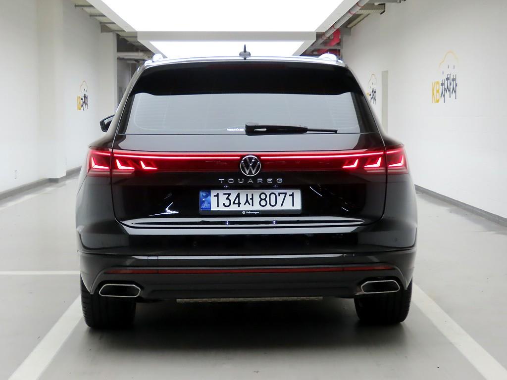 2024 Volkswagen Touareg 3rd - Miniatura 3