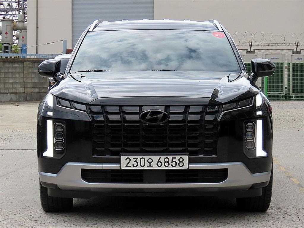 2023 Hyundai Palisade Gasoline Negro - Miniatura 2