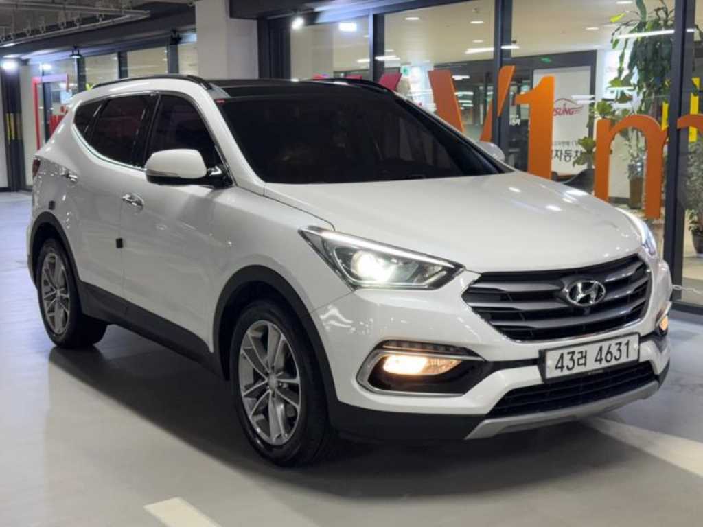 2016 Hyundai Santa Fe The Blanco - Miniatura 2