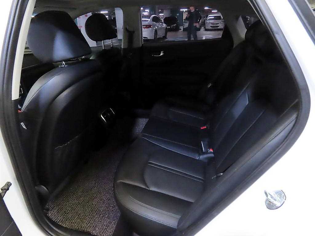 2017 Kia K5 2nd Blanco - Miniatura 7