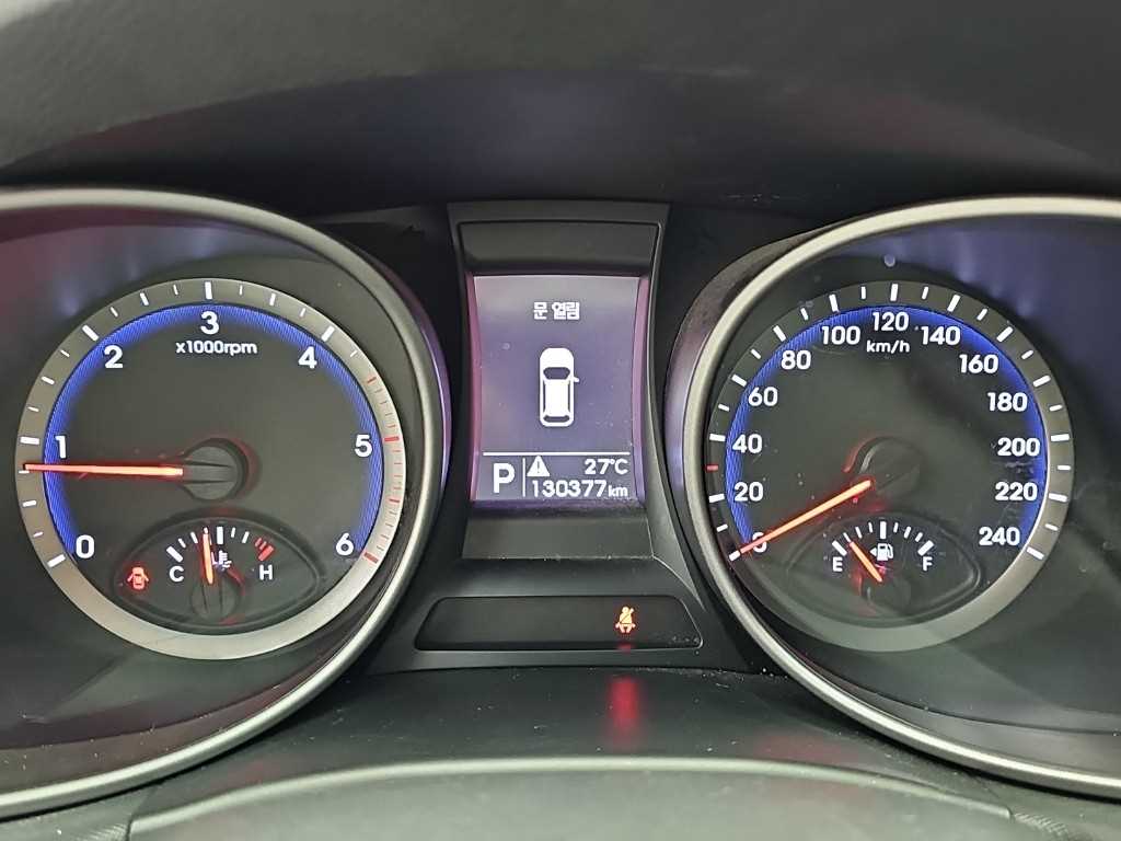 2014 Hyundai Santa Fe DM Plata - Miniatura 6