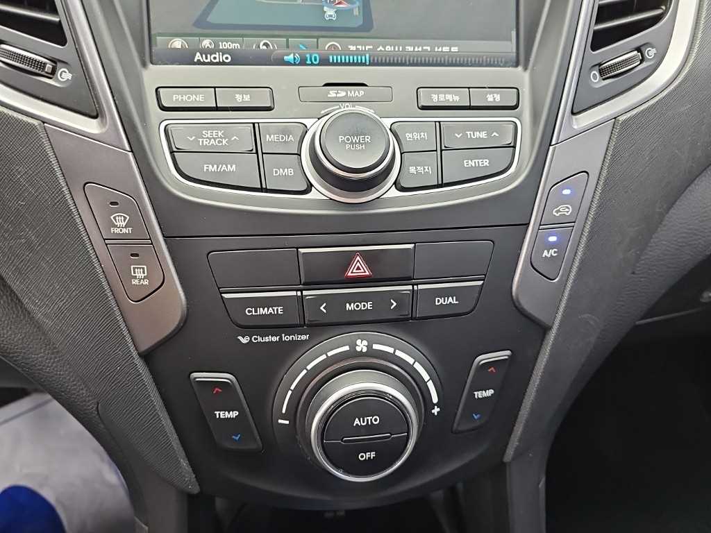 2014 Hyundai Santa Fe DM Plata - Miniatura 10