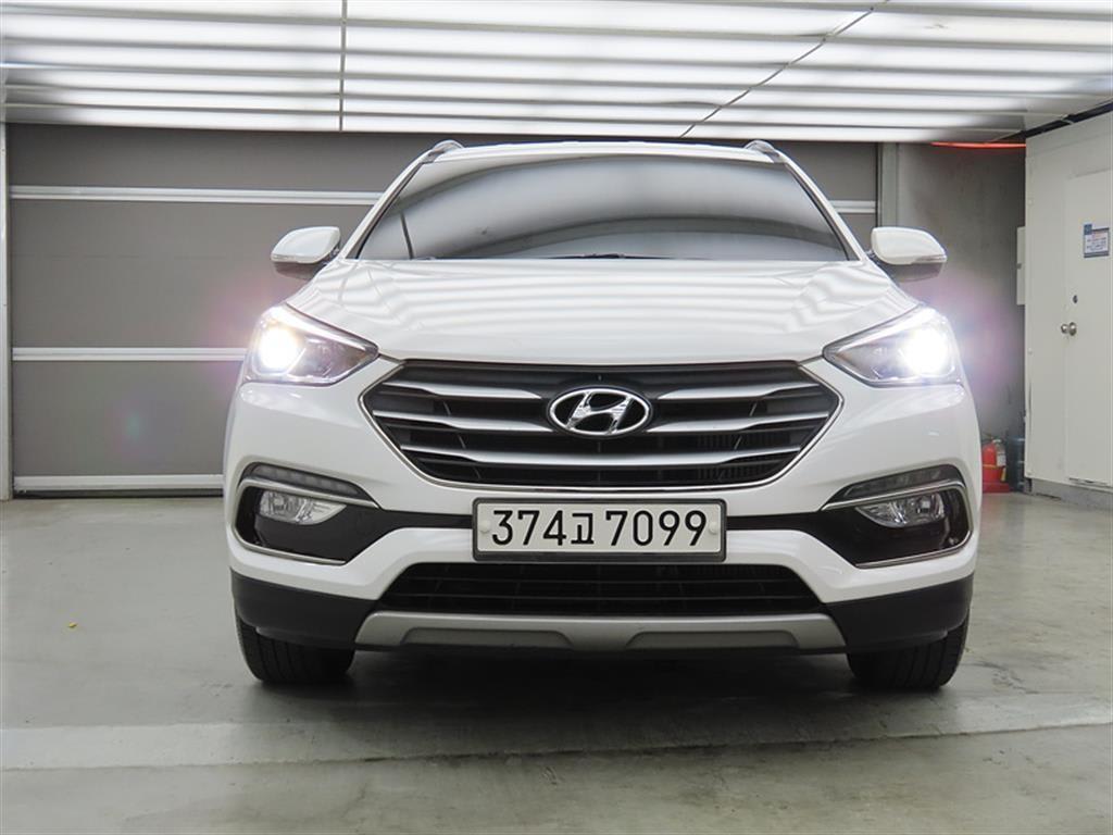 2016 Hyundai Santa Fe The Blanco - Miniatura 2