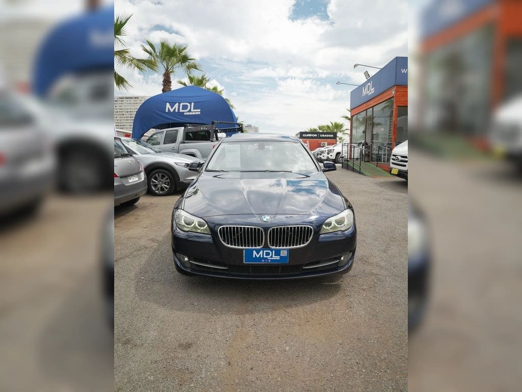 2024 BMW 520 - Miniatura 3