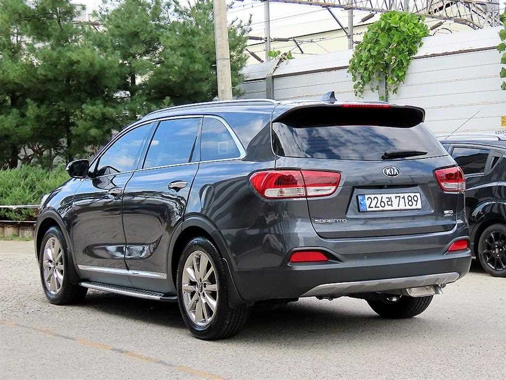 2015 Kia Sorento Diesel Gris - Miniatura 3