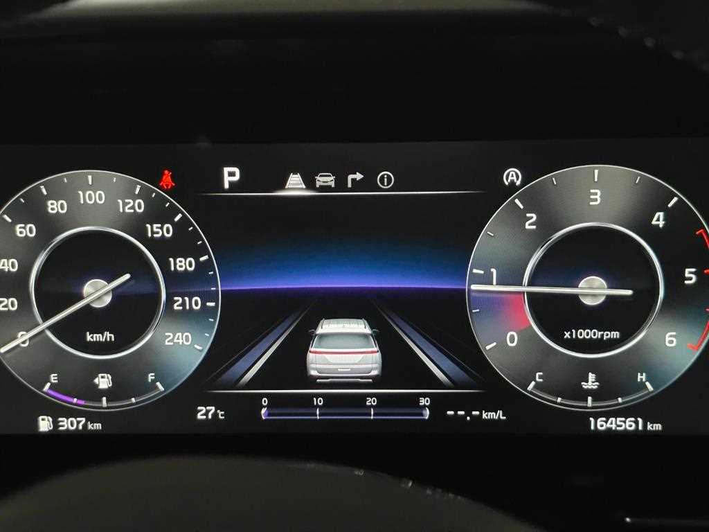 2022 Kia Carnival 4th Negro - Miniatura 8