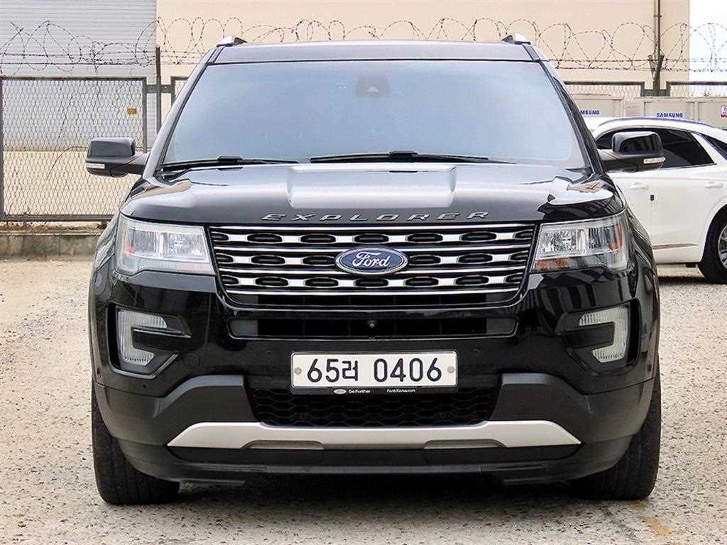 2016 Ford Explorer 3.5 Negro - Imagen 1
