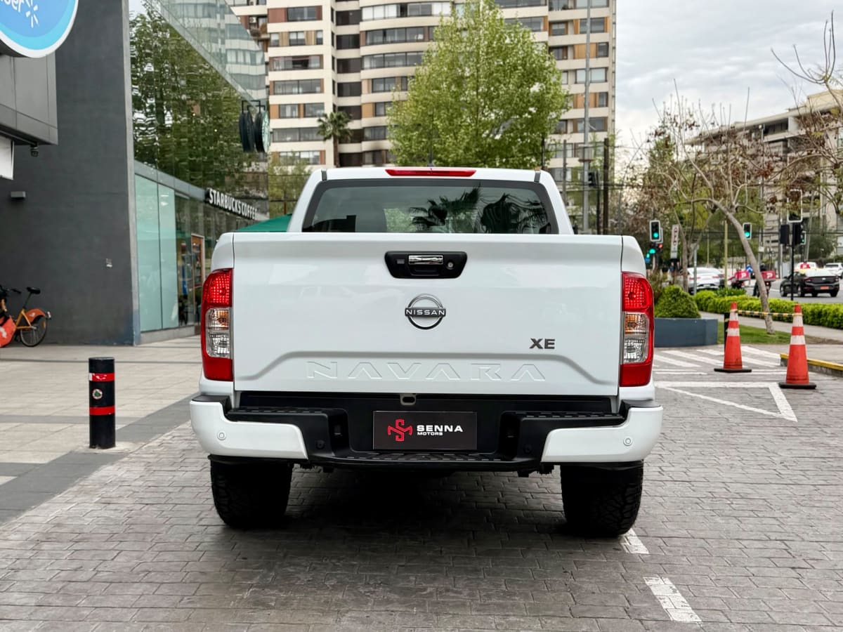 2023 Nissan Navara XE - Miniatura 5