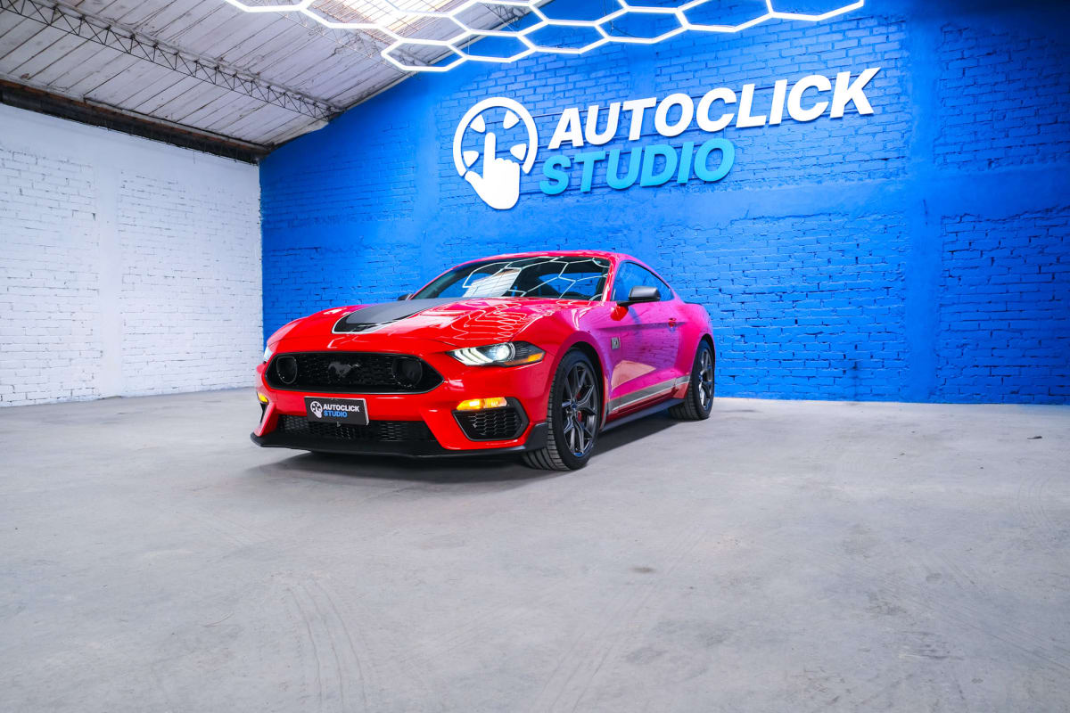 2022 Ford Mustang Mach - Miniatura 4