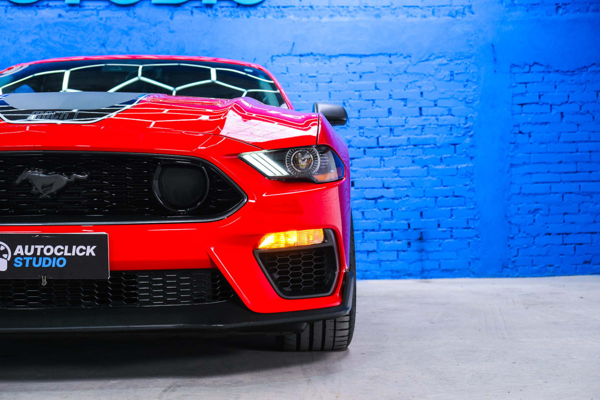 2022 Ford Mustang Mach - Miniatura 8