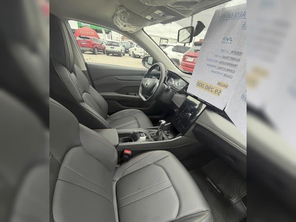 2026 Dongfeng AEOLUS Y3 1.5 Plata - Miniatura 7