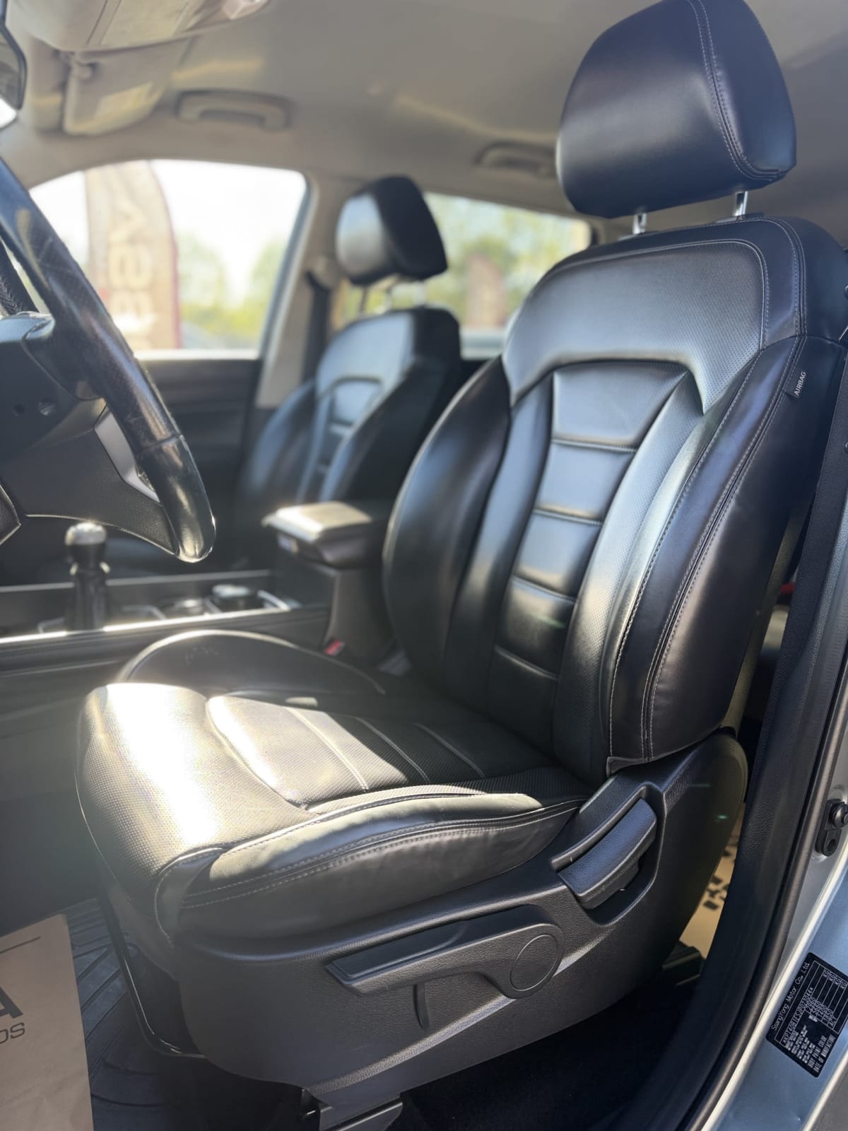 2018 SsangYong Rexton 4×4 - Miniatura 8