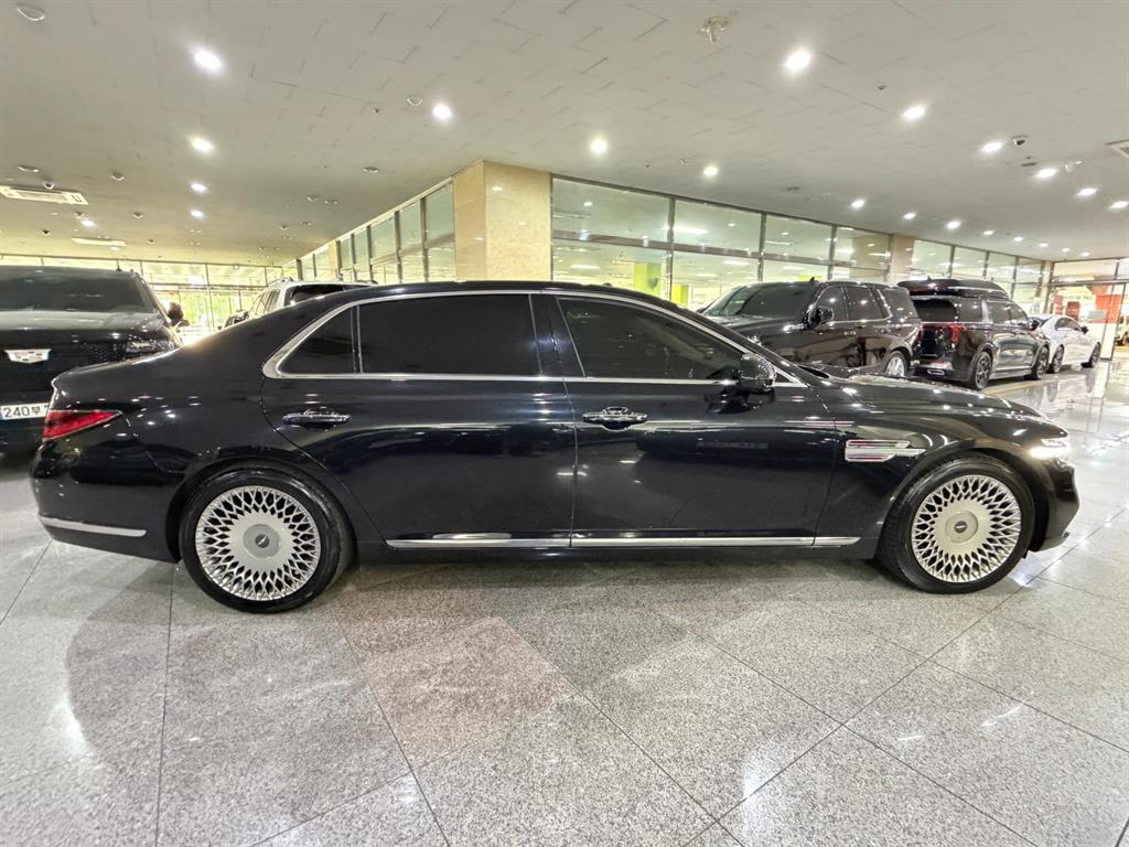 2020 Genesis G90 3.8 Negro - Miniatura 5