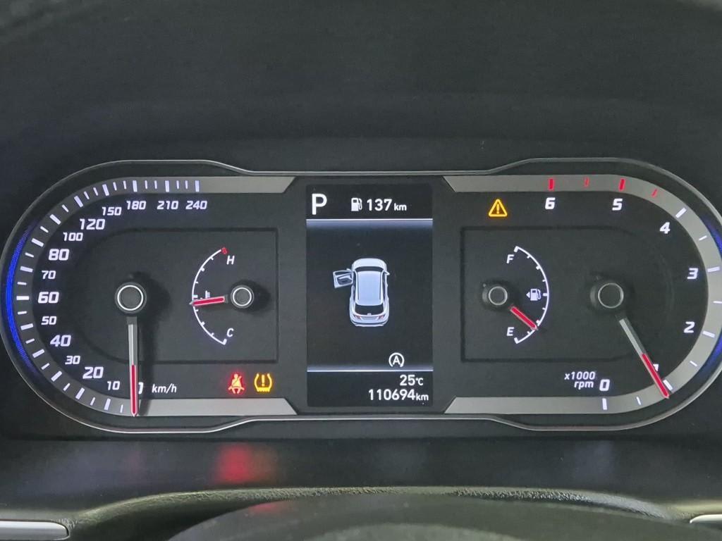 2021 Hyundai Tucson (NX4) Gris - Miniatura 6