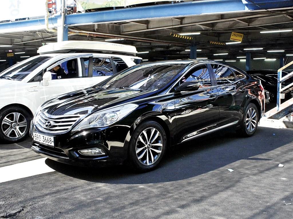 2012 Hyundai Grandeur Ref 424014 Gasoline Negro - Miniatura 2