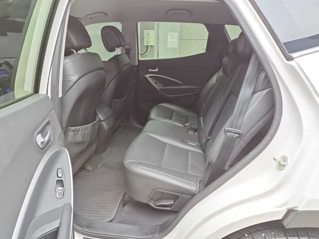 2013 Hyundai Santa Fe DM - Miniatura 6