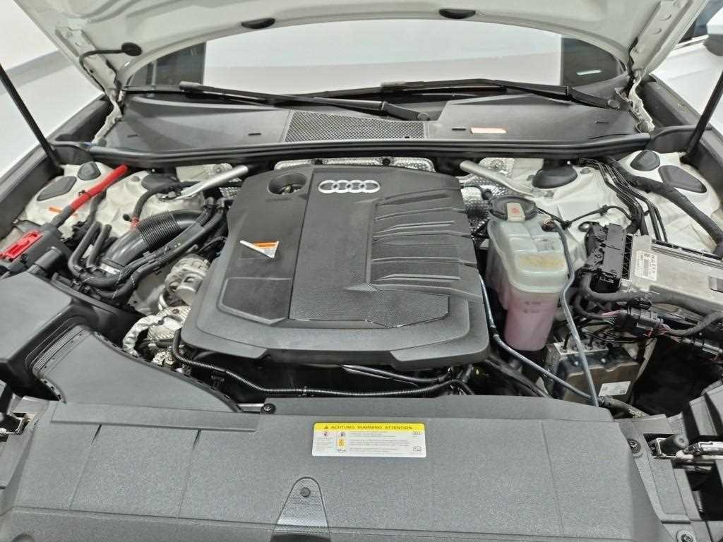 2020 Audi A6 Ref 424011 Diesel Blanco - Miniatura 5