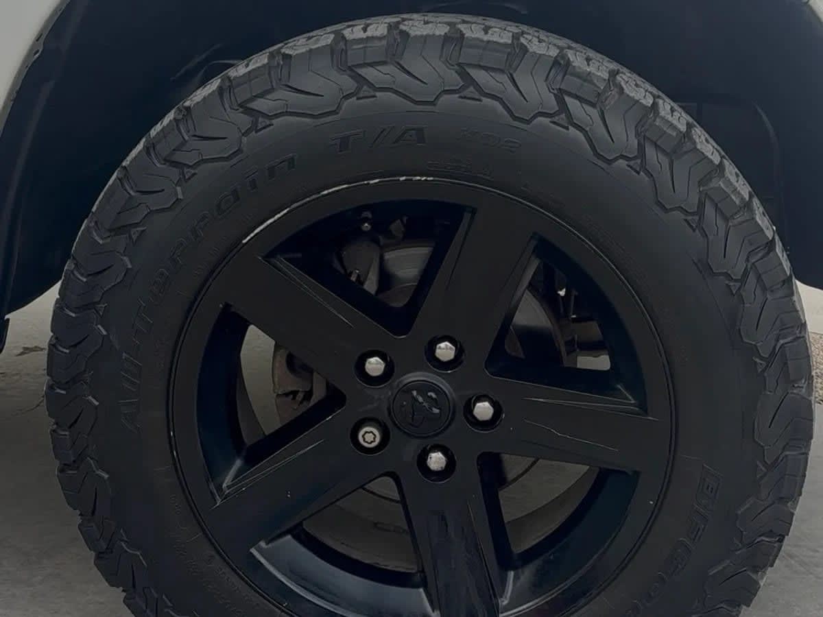 2012 Dodge NEW RAM 4X4 5.7 5.7L Gris - Miniatura 9