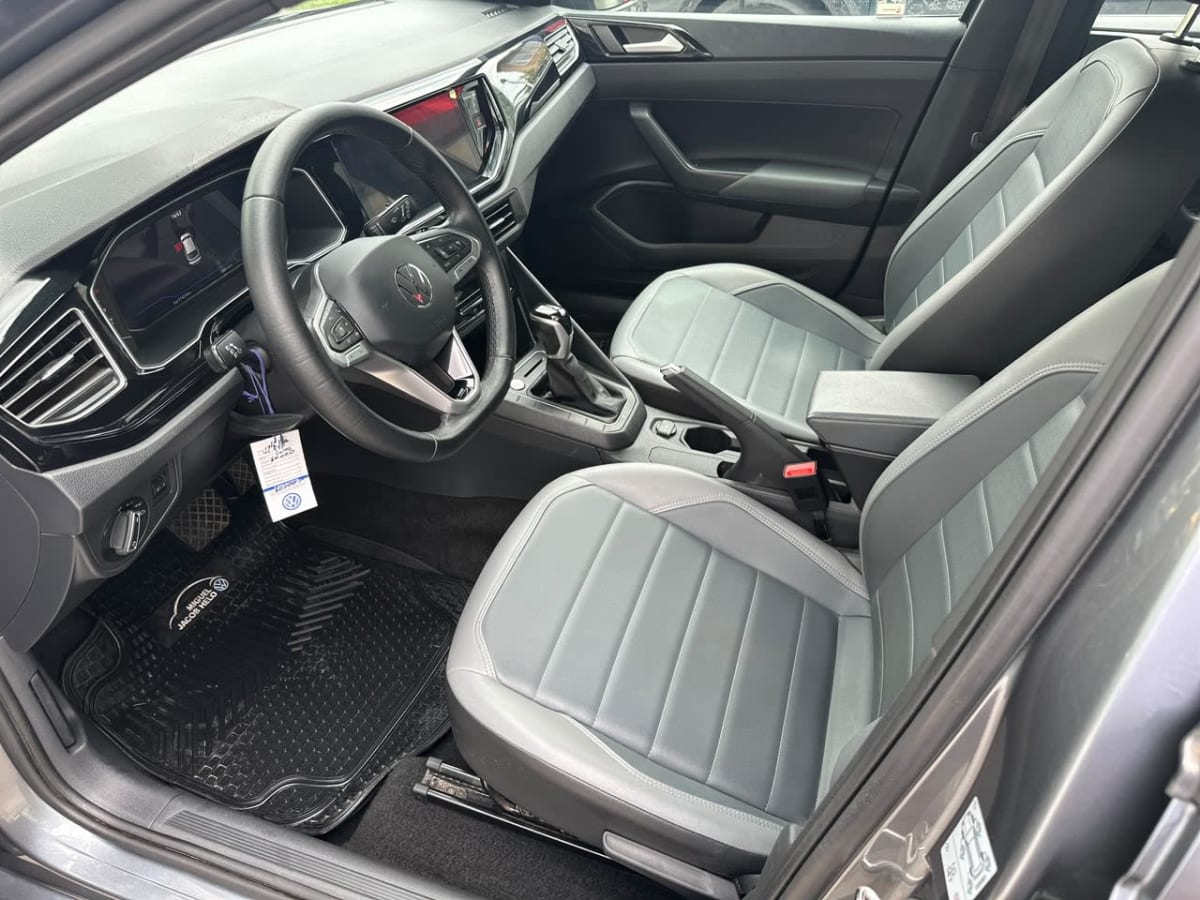 2024 Volkswagen Nivus 1.0 Gris - Miniatura 8