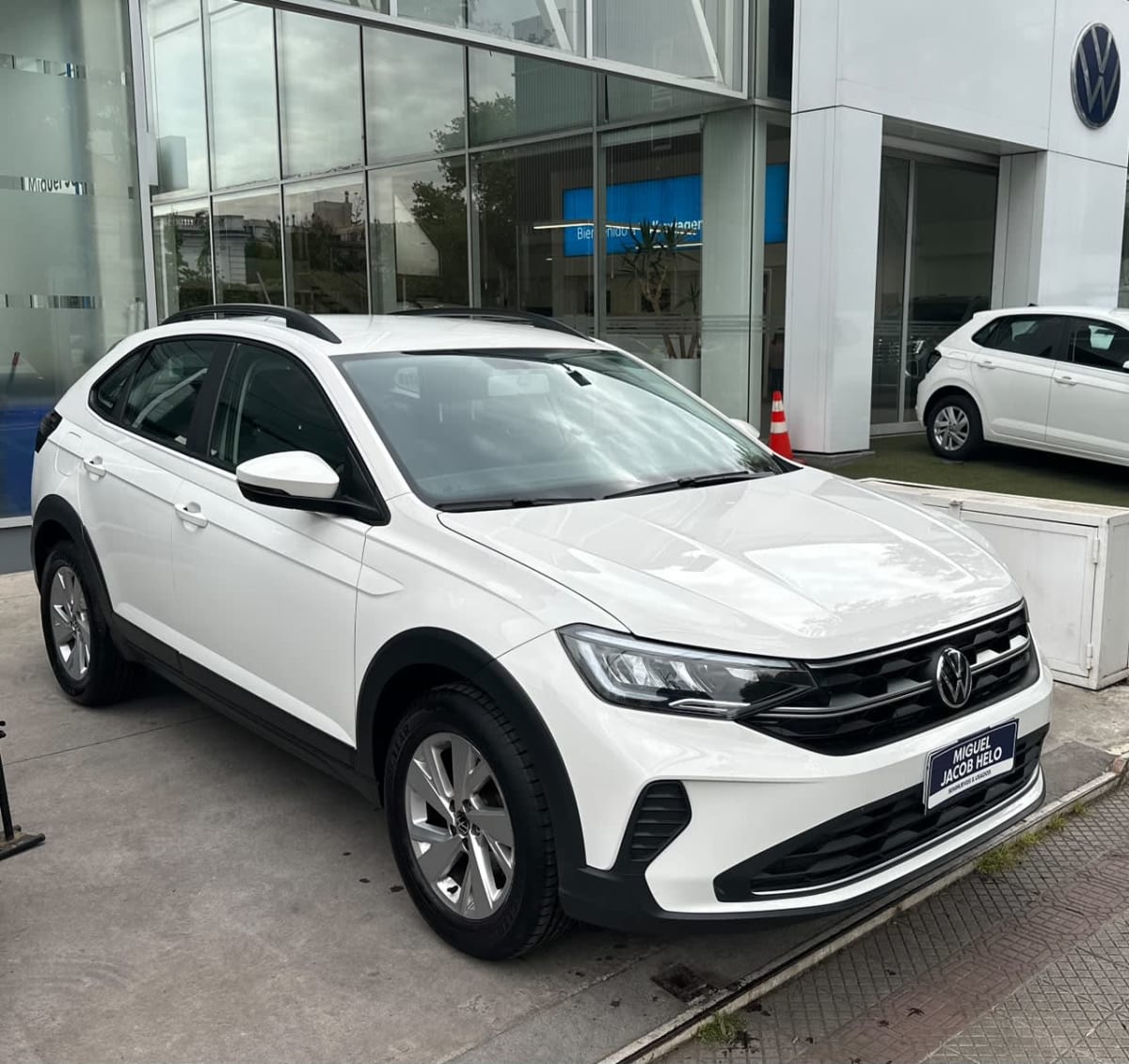 2024 Volkswagen Nivus TSI Blanco - Imagen 1