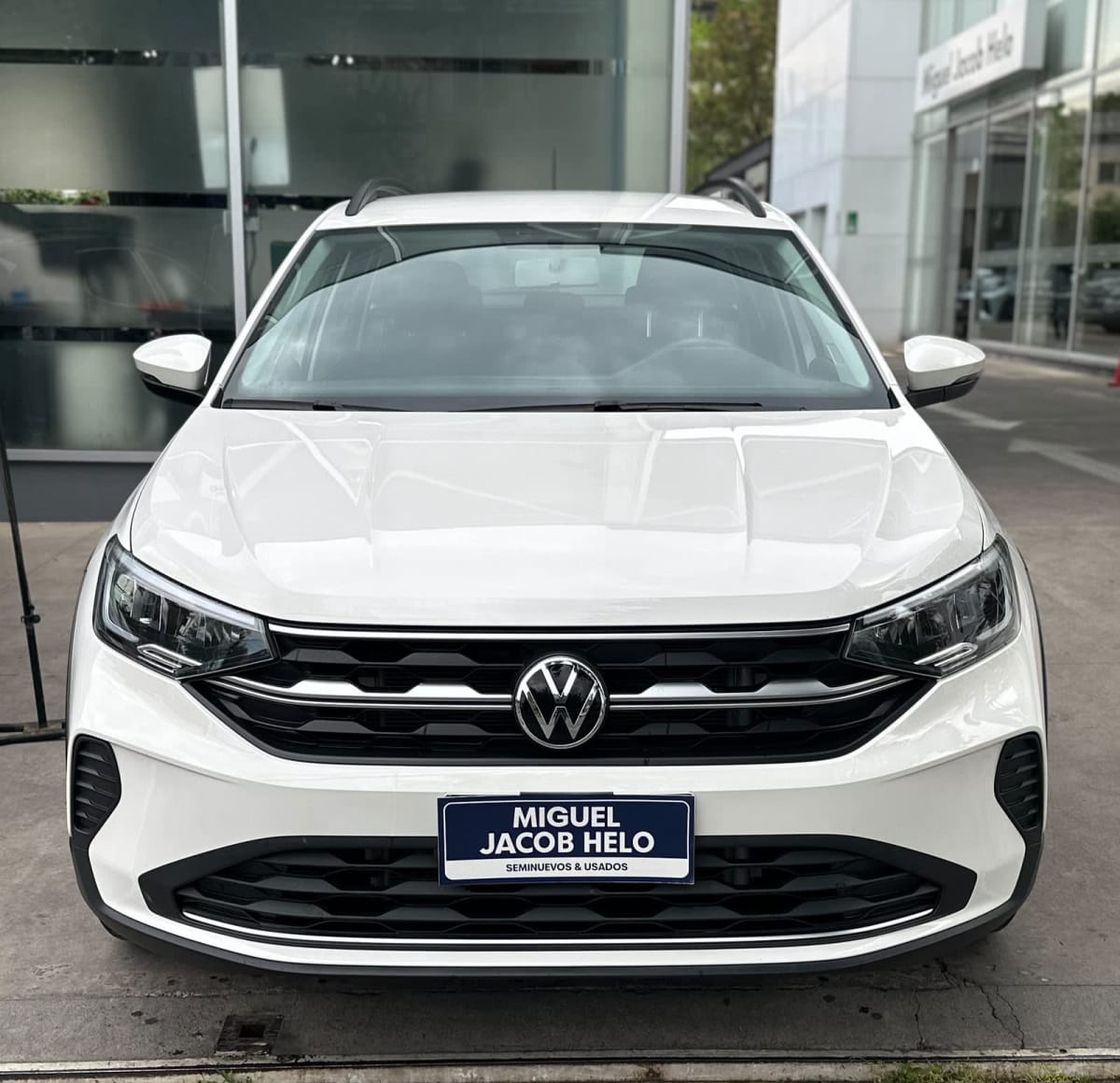 2024 Volkswagen Nivus TSI Blanco - Miniatura 2
