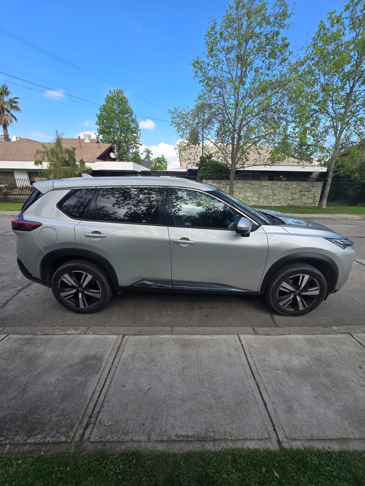 2024 Nissan X-Trail Exclusive - Miniatura 6