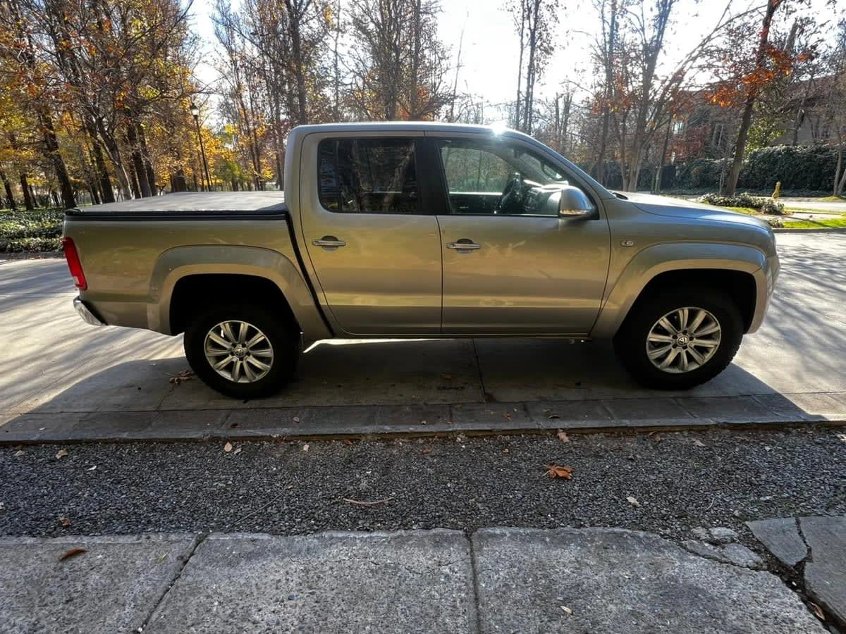 2015 Volkswagen Amarok DIESEL Beige - Miniatura 8