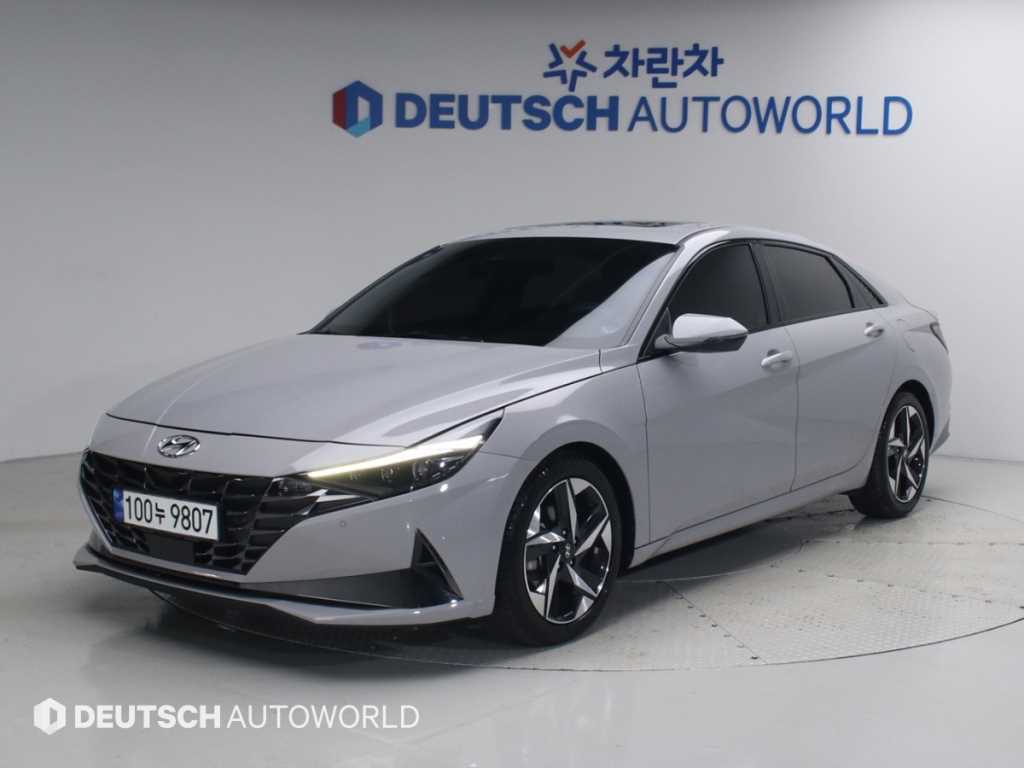 2021 Hyundai Avante Hybrid Gris - Imagen 1