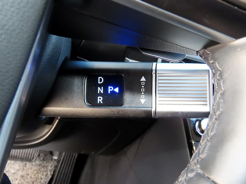 2024 Hyundai Santa Fe Hybrid Gris - Miniatura 10