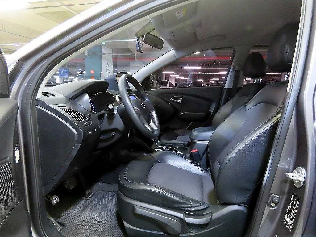 2011 Hyundai Tucson Ref 424697 Diesel Plata - Miniatura 6