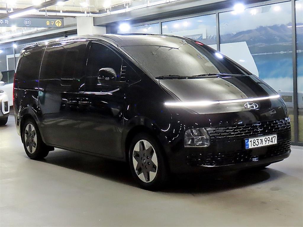 2023 Hyundai Staria Ref 424664 Diesel Negro - Imagen 1
