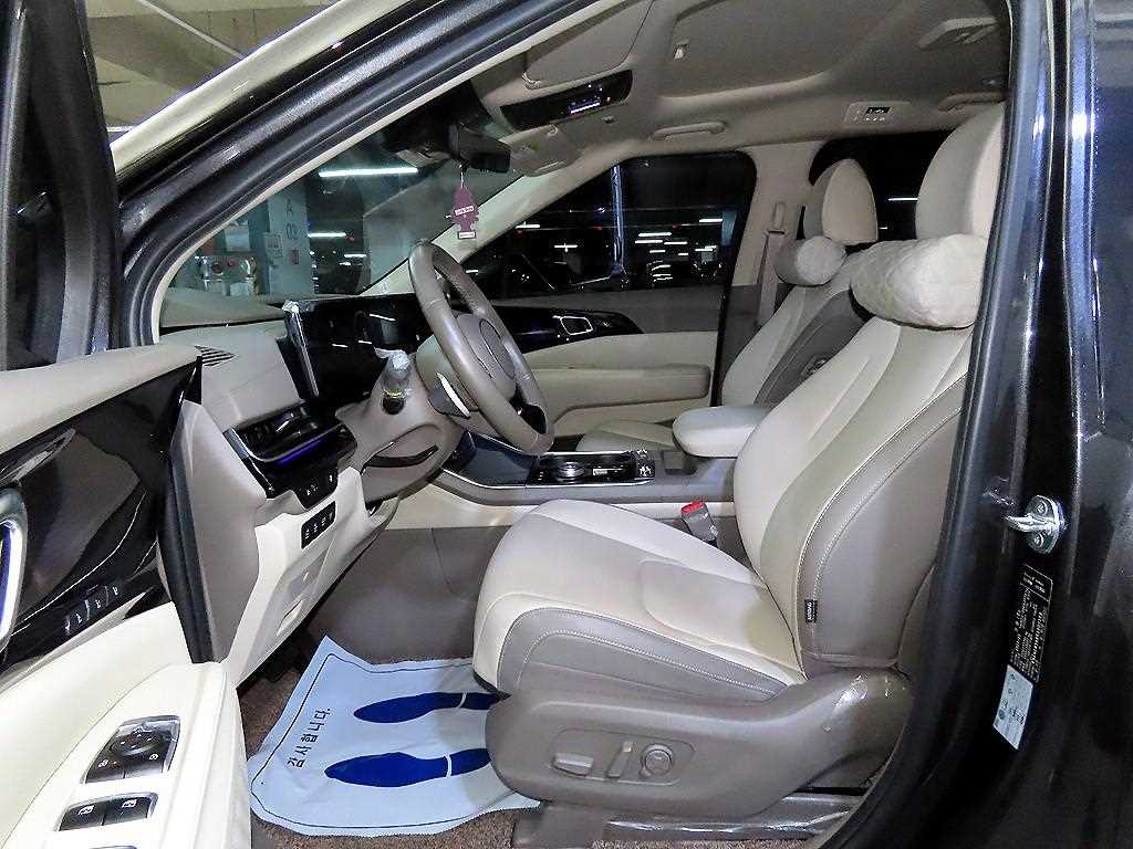 2024 Kia Carnival Hybrid Gris - Miniatura 6