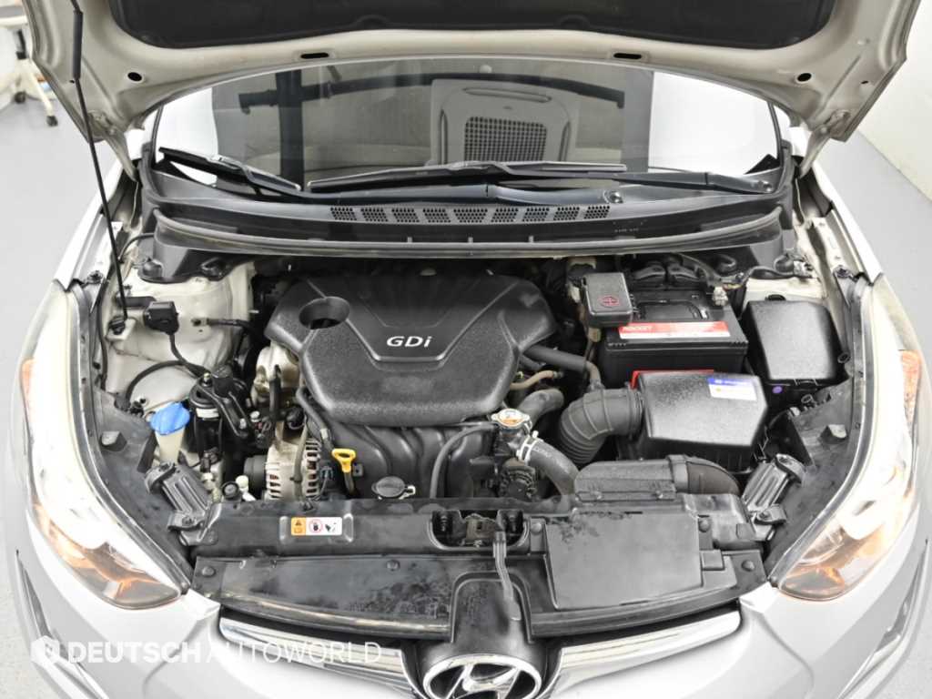 2015 Hyundai Avante 1.6 - Miniatura 6