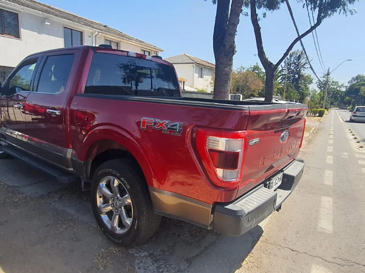 2022 Ford F-150 LARIAT Dorado - Miniatura 3