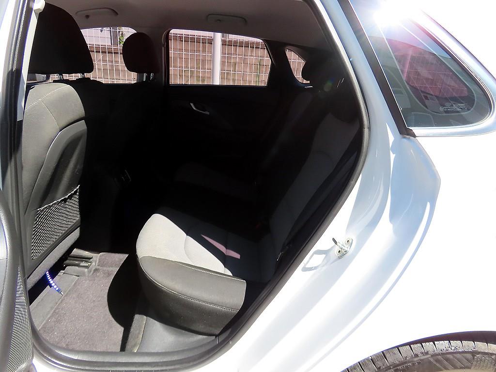 2018 Hyundai I30 (PD) Blanco - Miniatura 6