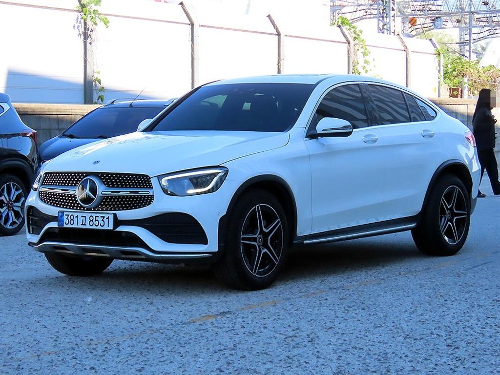 2021 Mercedes-Benz GLC Mercedes Benz Class Ref 425435 - Miniatura 2